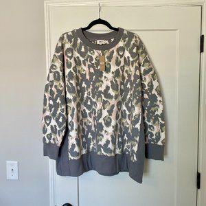 BKE Buckle Animal Print Pullover Women's XL new